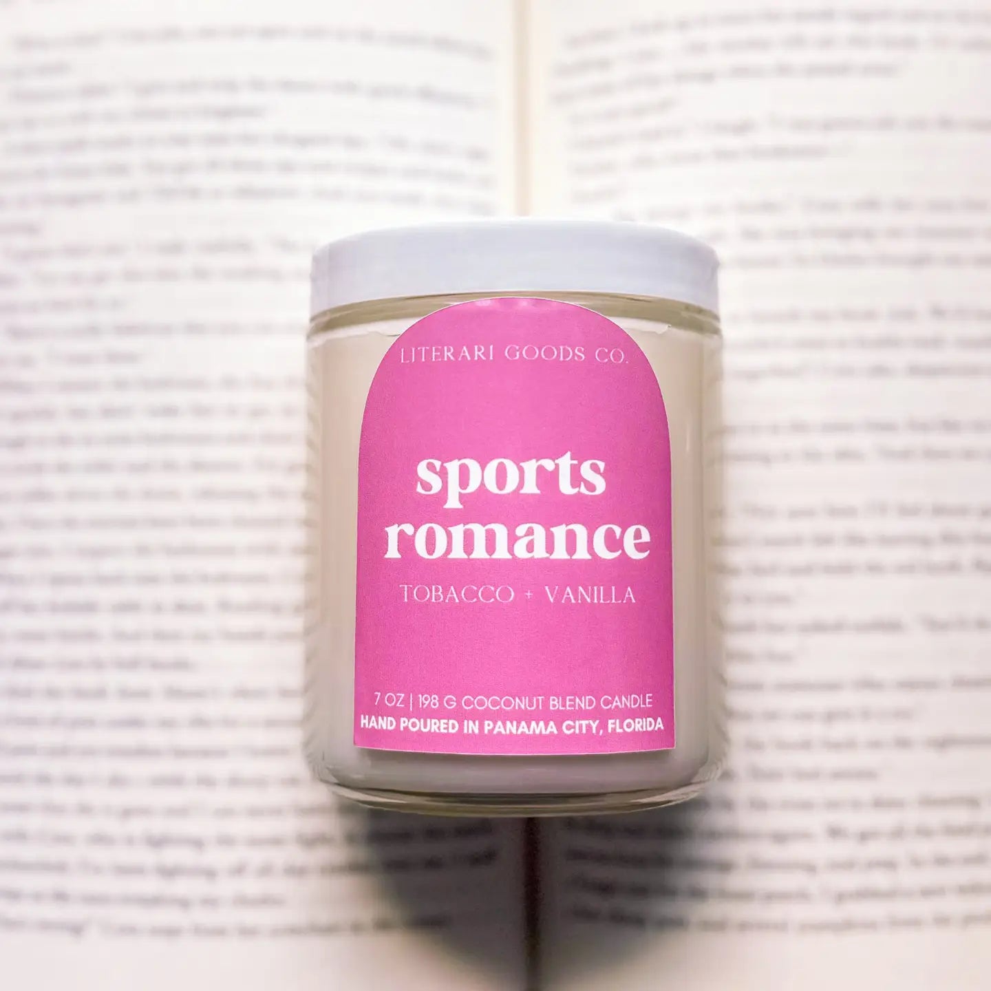 7OZ SPORTS ROMANCE BOOKISH CANDLE – TOBACCO & VANILLA SCENT | GIFT FOR ROMANCE BOOK LOVERS