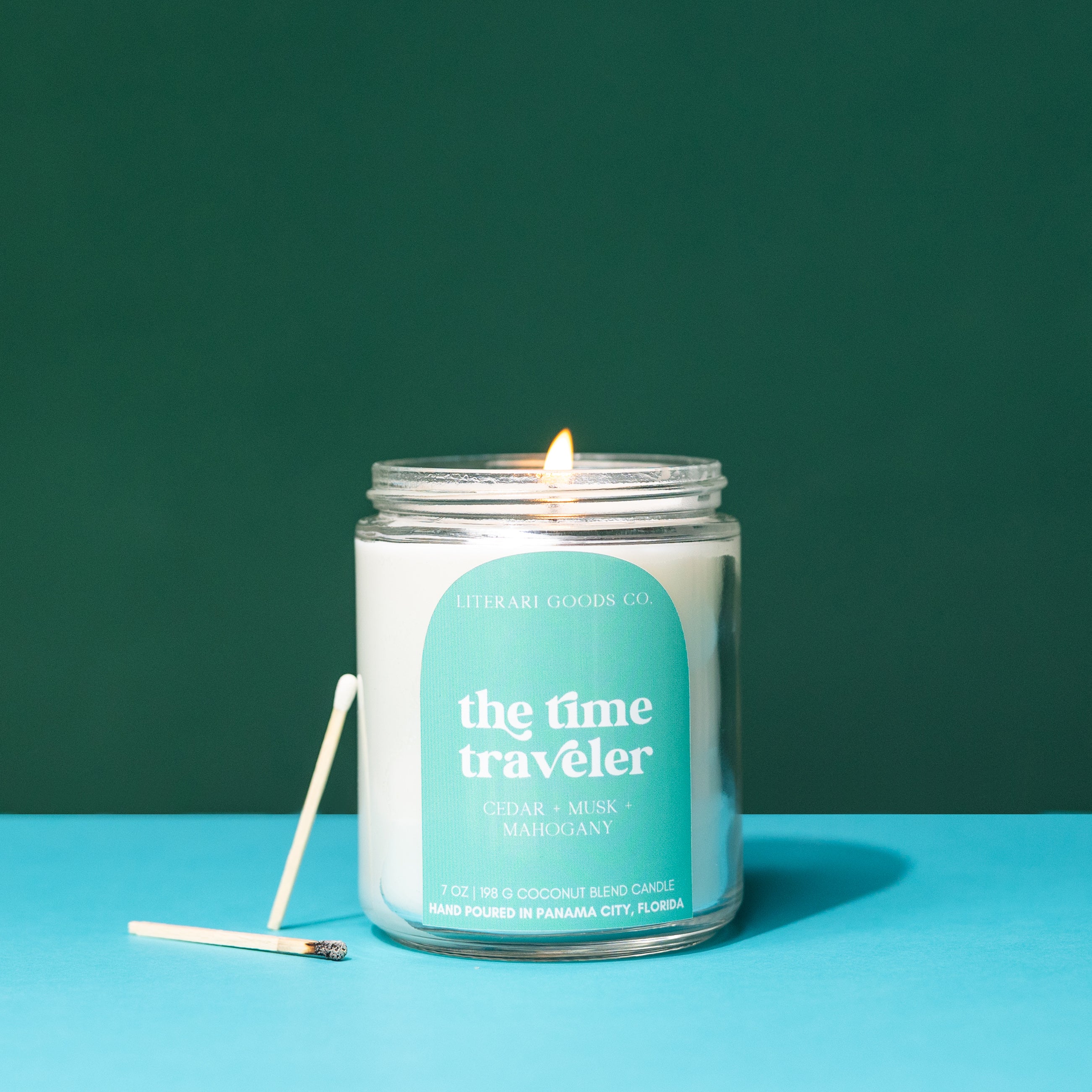 Mini Bookish Candle ☻ 7 oz. Cedar + Musk + Oak - The Time Traveler