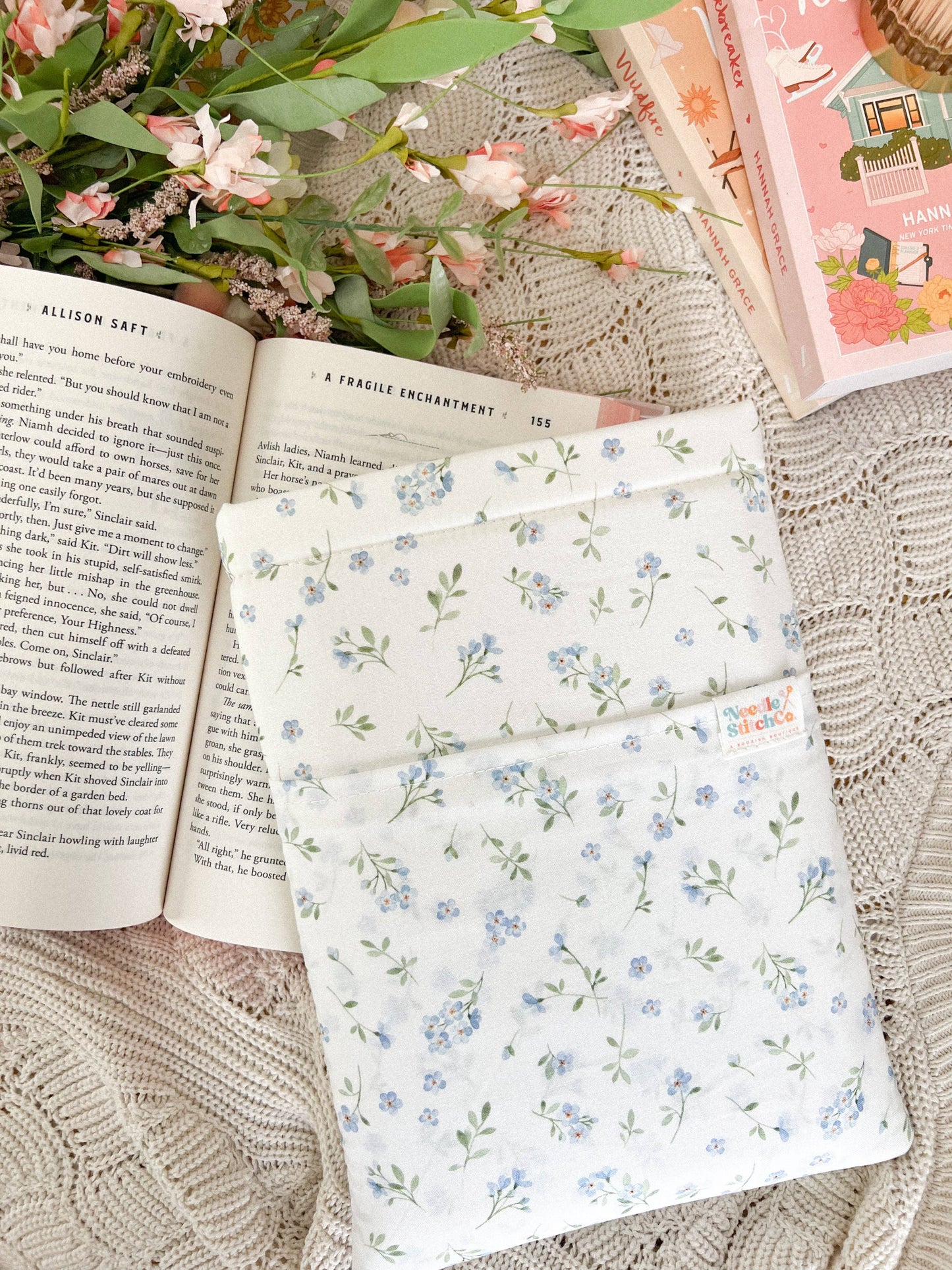 Book Sleeve: Soft Ditsy in White