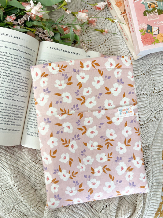 Book Sleeve: Flowing Floral Blush